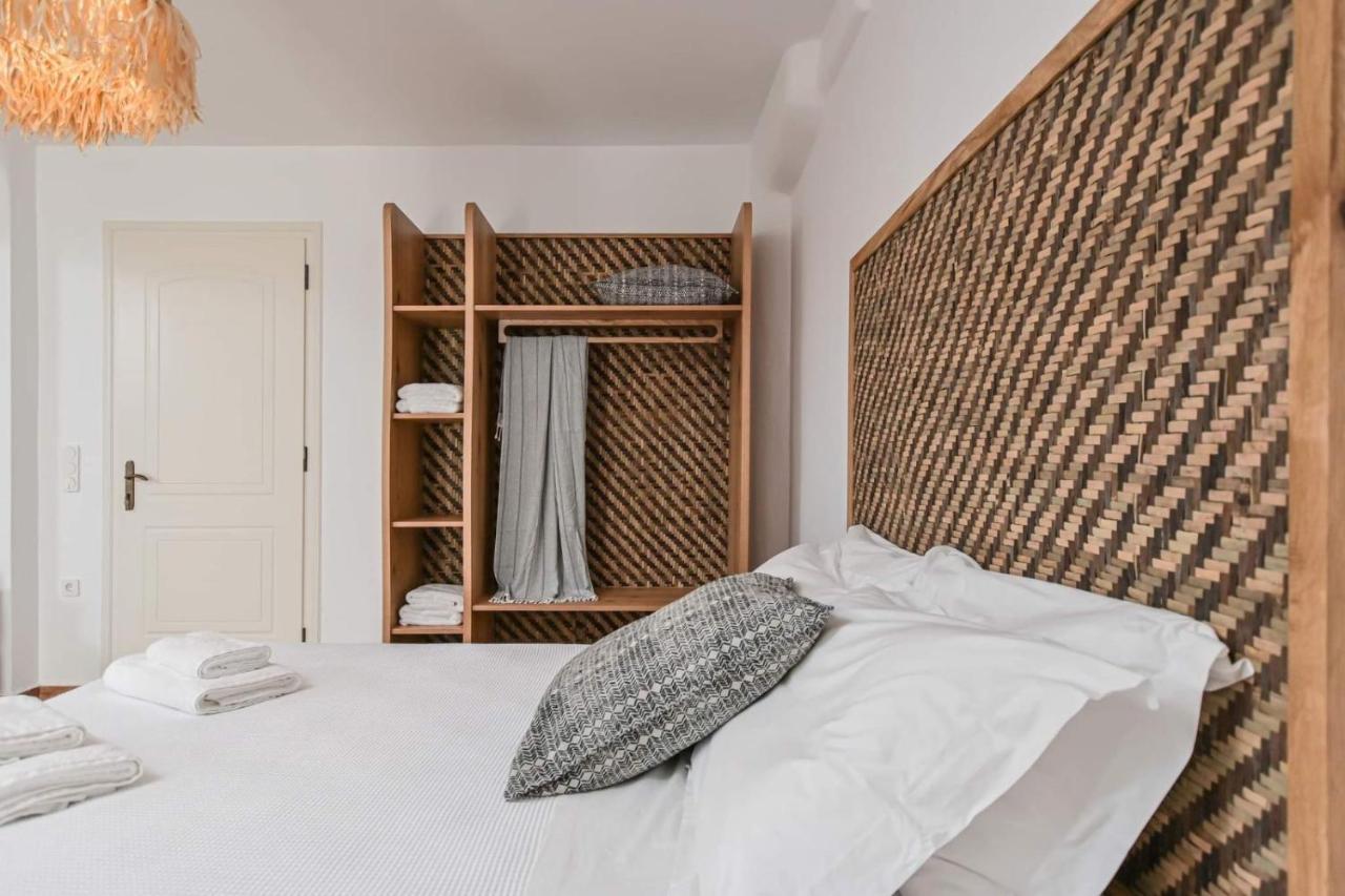 Delight Apartments Suites Stelida  Bagian luar foto