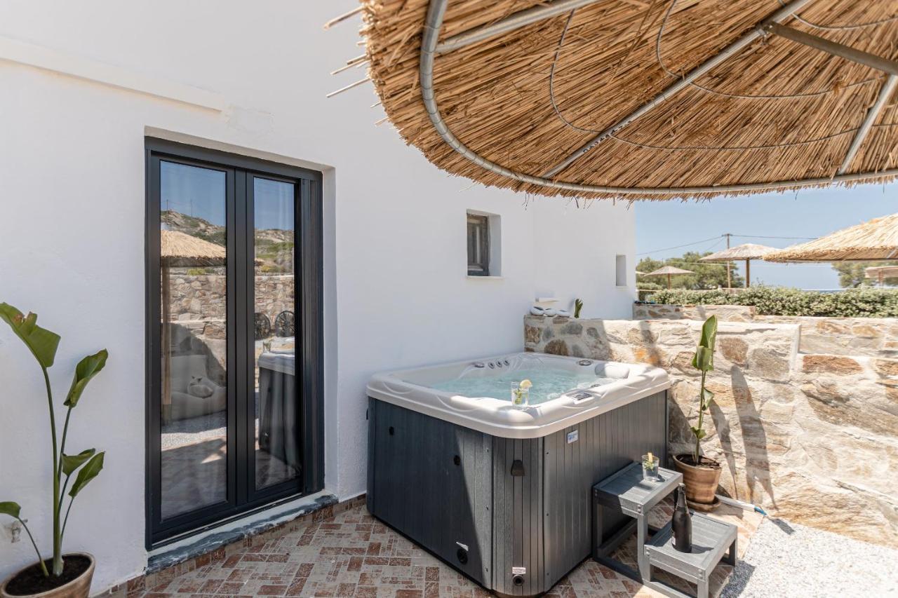 Delight Apartments Suites Stelida  Bagian luar foto